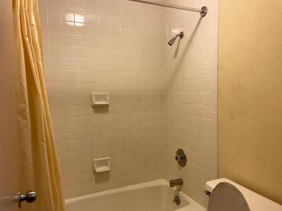 Travelers Inn&Suites Sumter Eksteriør bilde