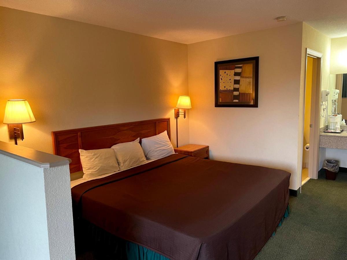 Travelers Inn&Suites Sumter Eksteriør bilde