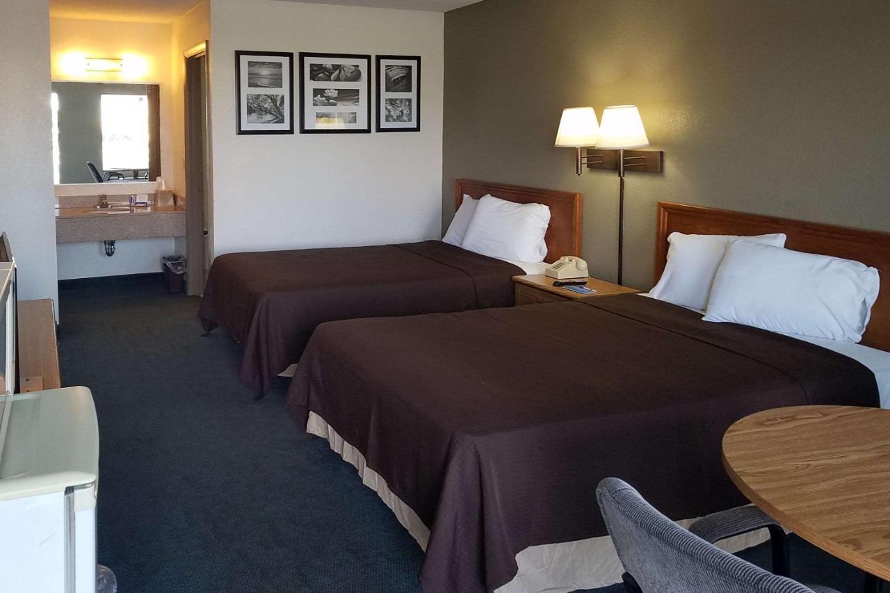 Travelers Inn&Suites Sumter Eksteriør bilde
