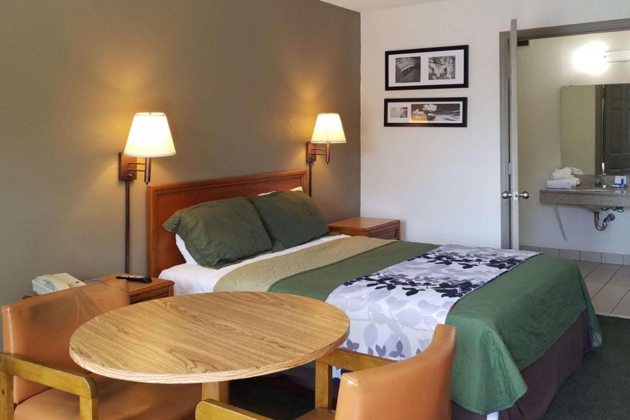 Travelers Inn&Suites Sumter Eksteriør bilde